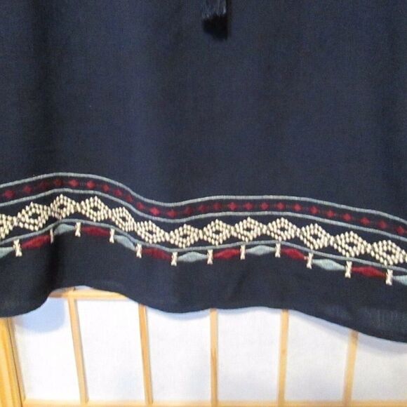 Maurices Peasant Boho Keyhole Aztec Print Blouse - Picture 6 of 7
